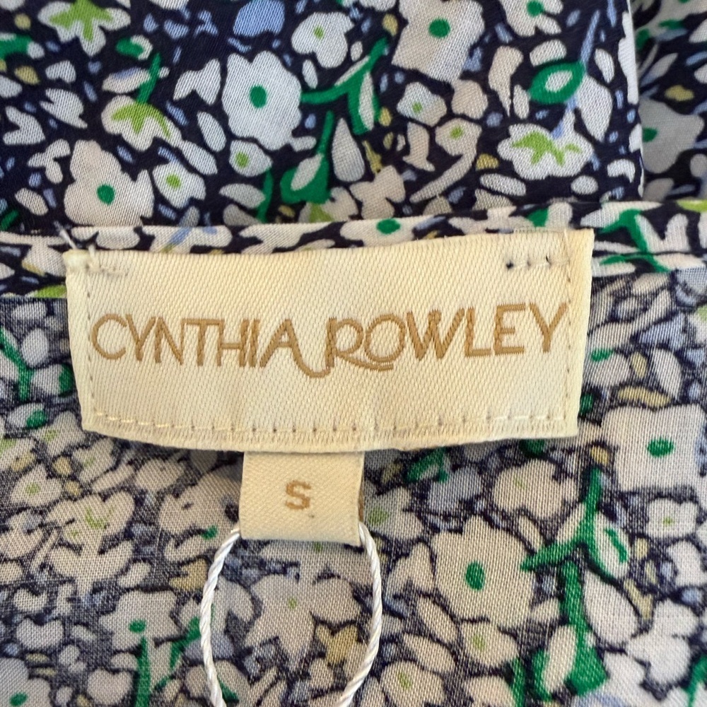 Cynthia Rowley Green Floral V-Neck Blouse - Picture 12 of 13